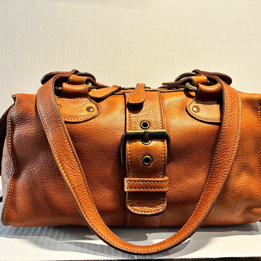 Roots Vintage Tan Leather Shoulder Bag